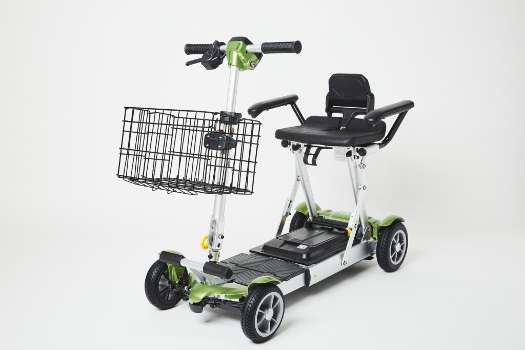 折りたたみ式軽量電動車いす「JOYカート」のお求めは、江戸川区のモン 